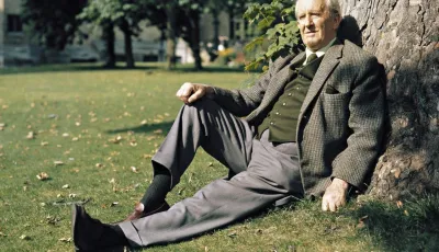 "О Волшебных сказках" - эссе Джона Толкиена