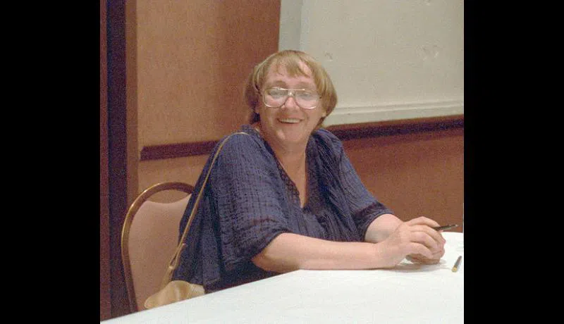Мэрион Брэдли (Marion Zimmer Bradley)