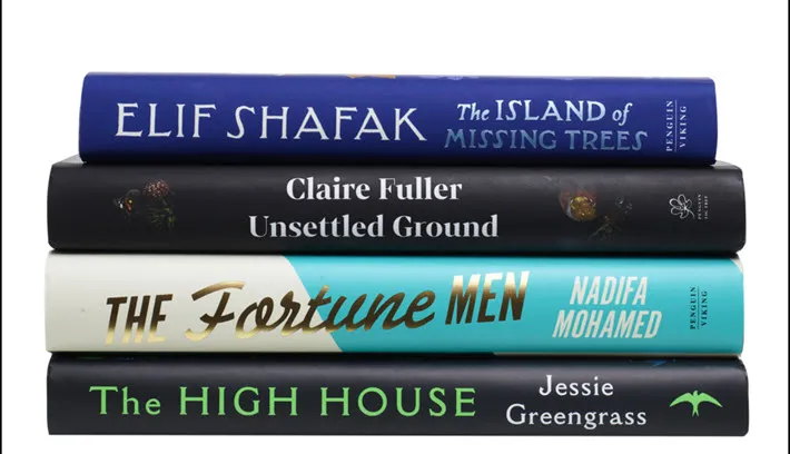 Изображение к статье Элиф Шафак и Клэр Фуллер в шортлистах премии Costa Novel Award 2021 года.
