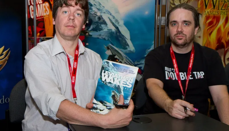 Почему стоит читать серию "Пространство" Джеймса Кори