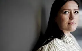 Изображение к Калли Харт (Callie Hart)